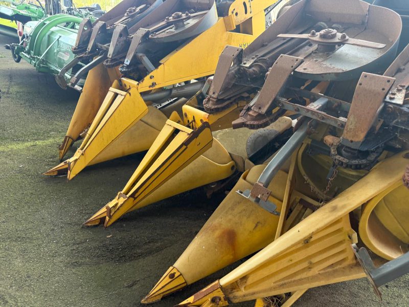 Przystawka do kukurydzy Fantini 8x75 do kombajnu Claas.