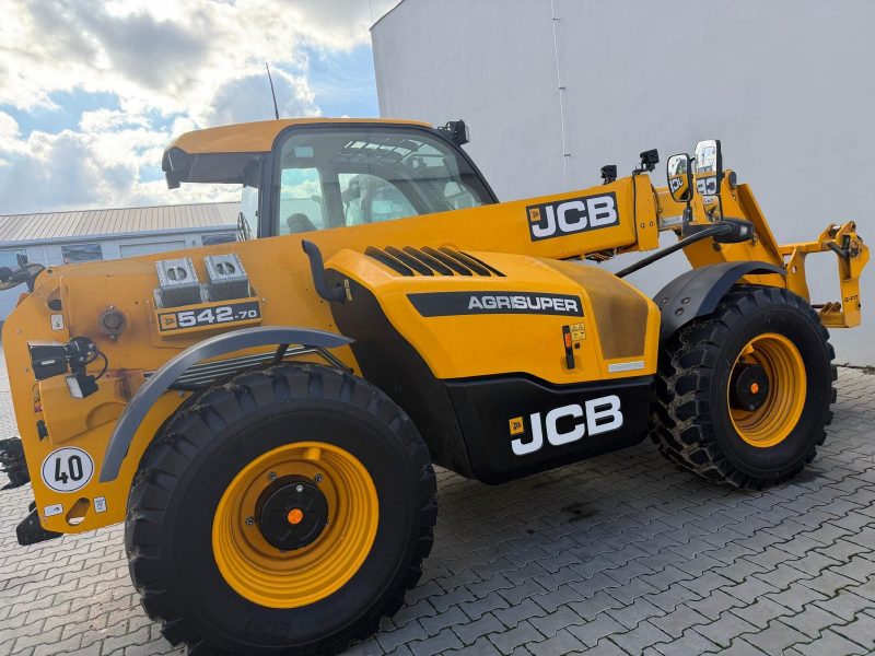 Ładowarka teleskopowa JCB 542-70 AgriSuper 4,2tony 7 metrów, rok prod.2020