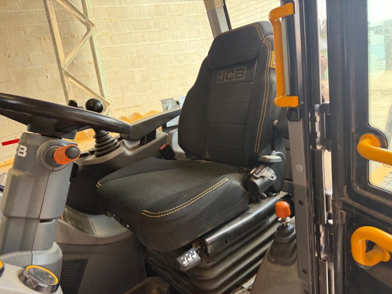 Ładowarka teleskopowa JCB 542-70 AgriSuper 4,2tony 7 metrów, rok prod.2020