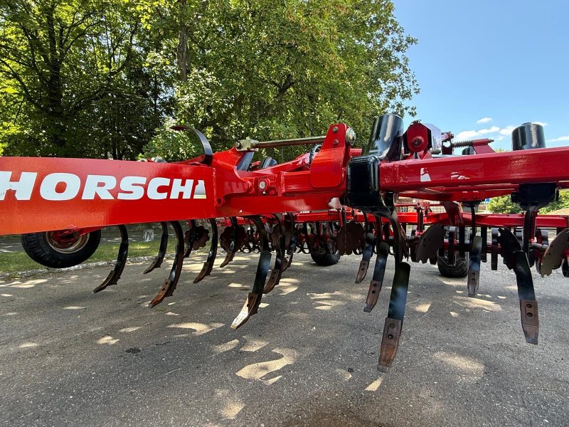 Agregat Bezorkowy uprawowy Horsch Terrano 5FX rok pro 2012 szerokość robocza 5m .Cena 78500 zł netto. Lokalizacja 57-410 Ścinawka Średnia